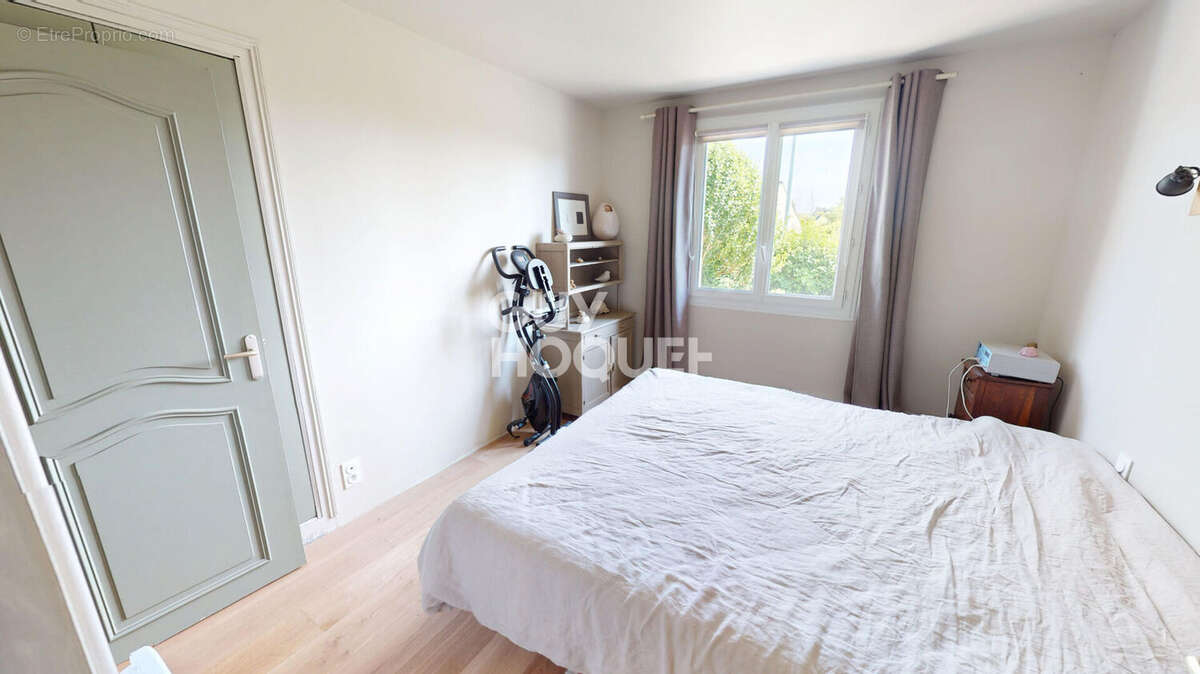 Maison à LE VIVIER-SUR-MER