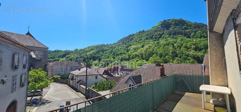 Appartement à SALINS-LES-BAINS