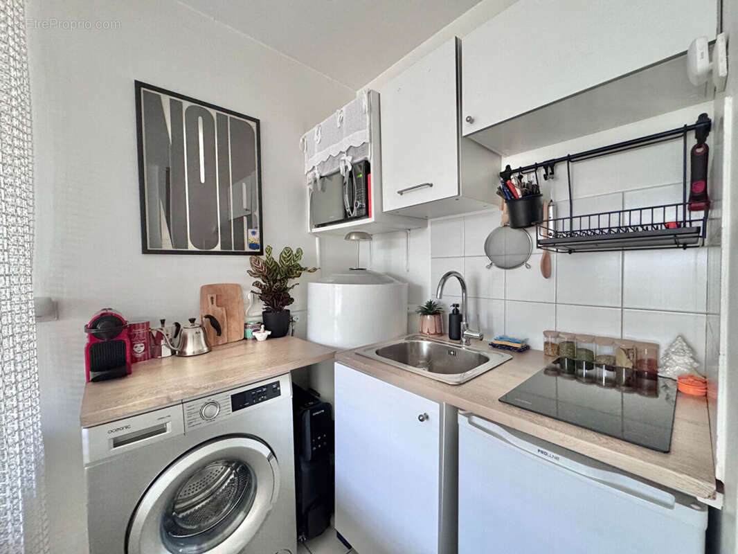 Appartement à PARIS-20E