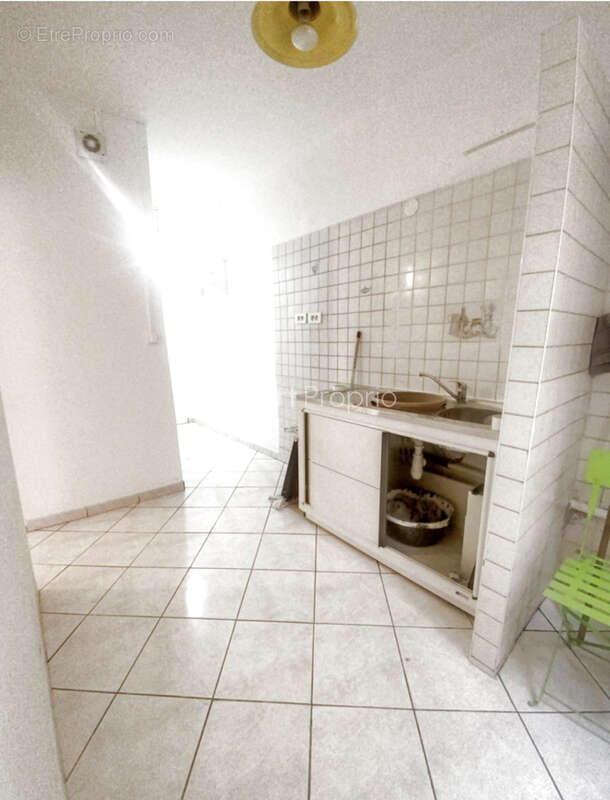 Appartement à MARSEILLE-2E