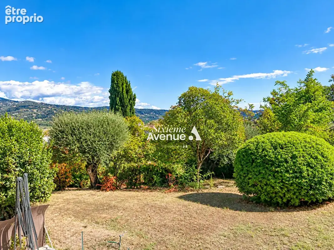 A vendre - Appartement Grasse 4/5 pièces de 92 m² avec terrasse et cave - photo 3