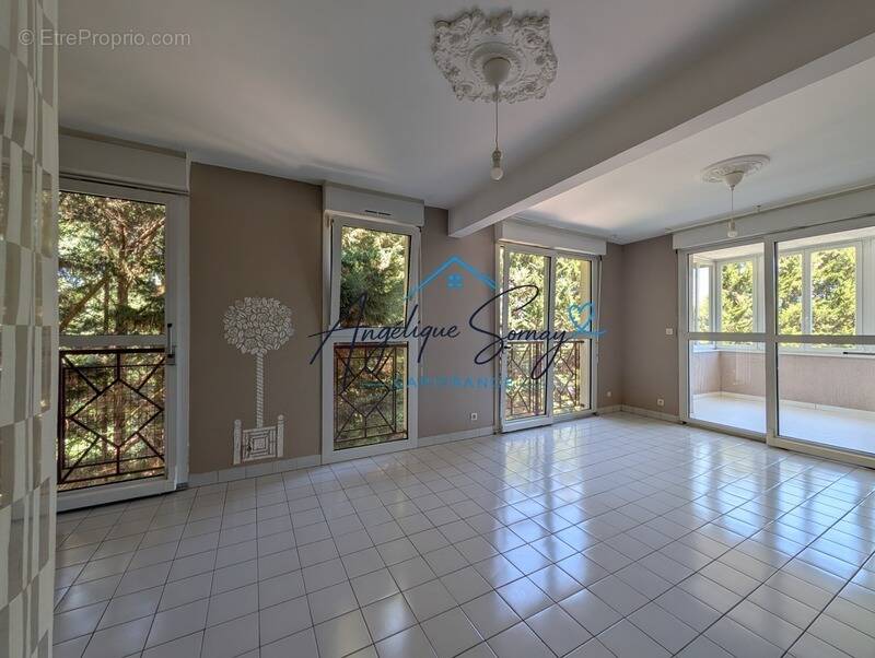 Appartement à PIERRE-DE-BRESSE