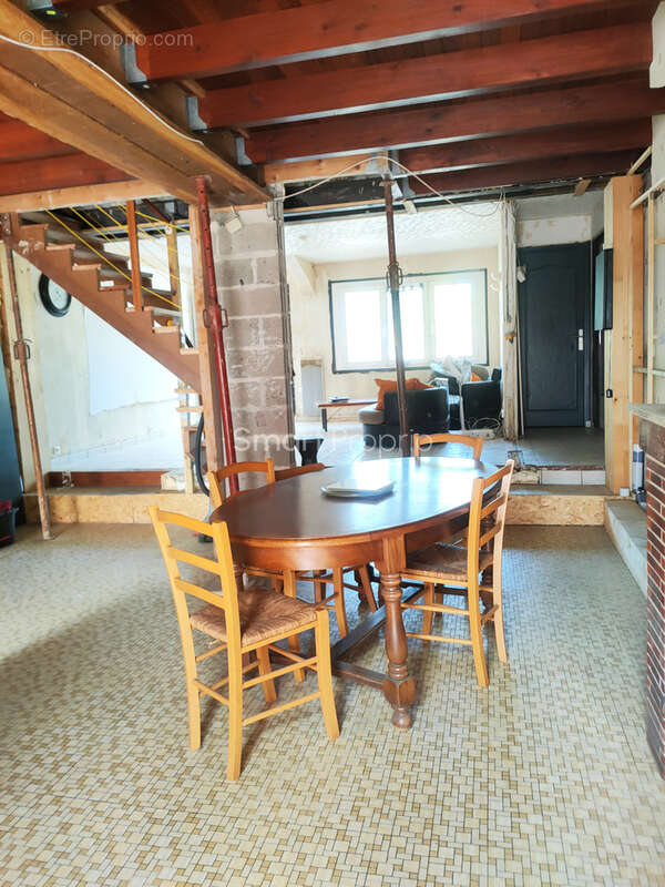 Maison de ville ancienne  97m2 - grand garage- saint-mariens - photo 6