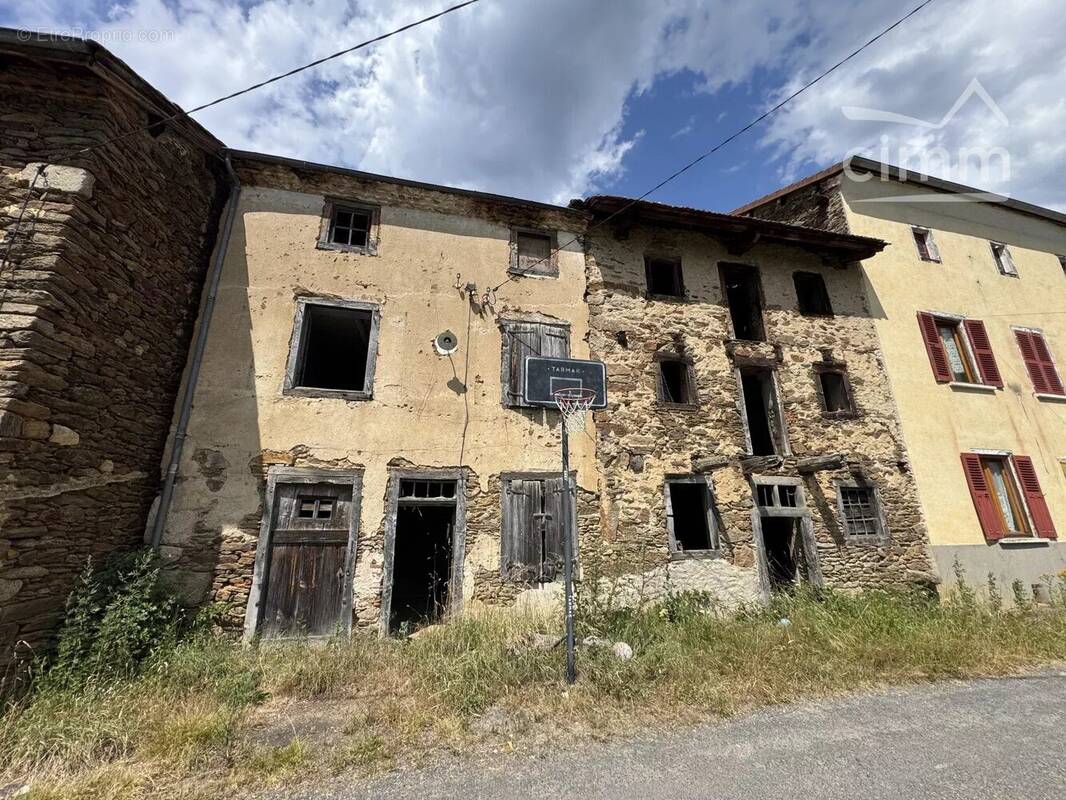 Maison à ARLANC