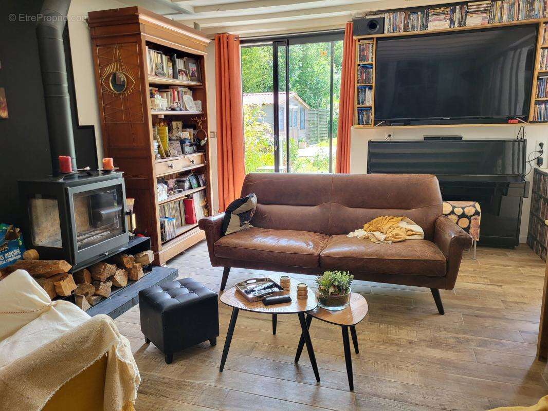 Maison à SAINT-MARC-DU-COR