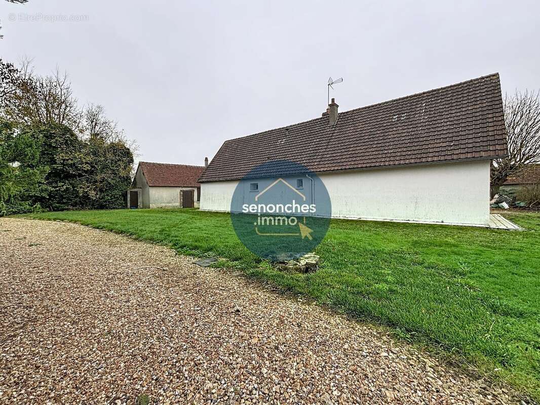 Maison à CHATEAUNEUF-EN-THYMERAIS