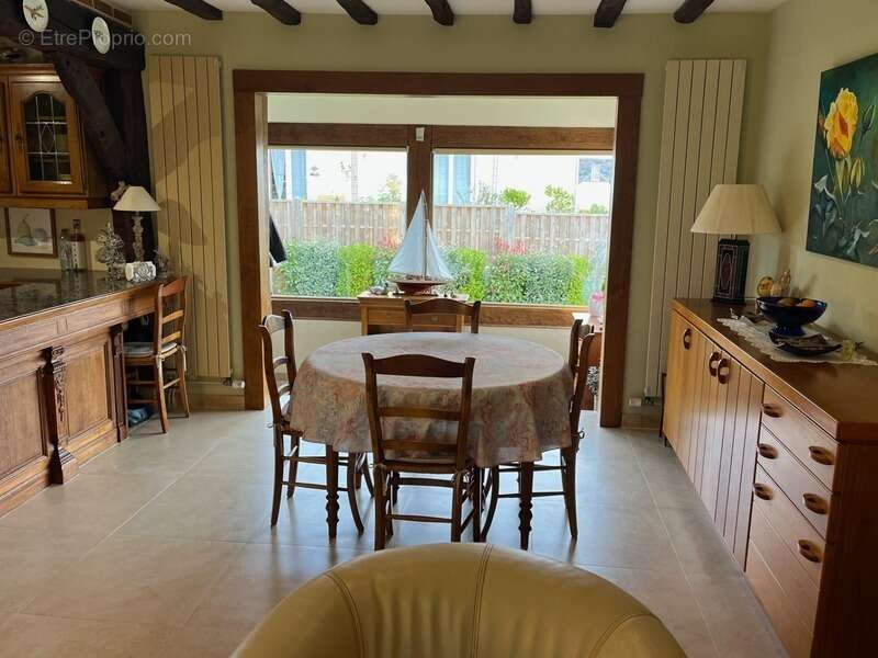 Maison à PONT-L&#039;EVEQUE