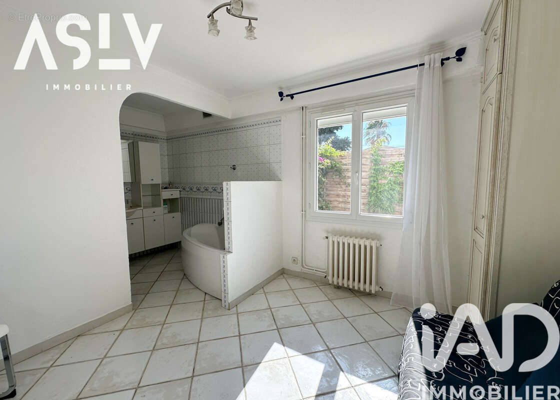 Photo 9 - Maison à SIX-FOURS-LES-PLAGES