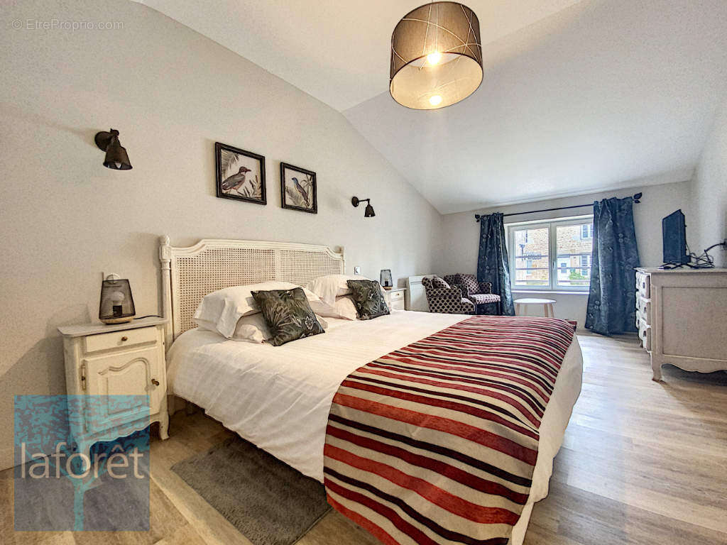 Maison à SAINT-MARS-SUR-LA-FUTAIE