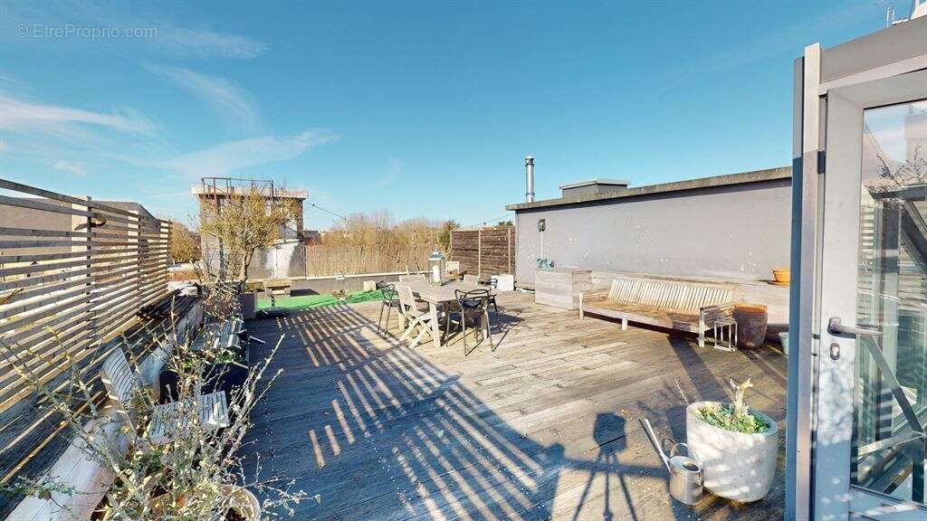 Appartement à LE PLESSIS-ROBINSON