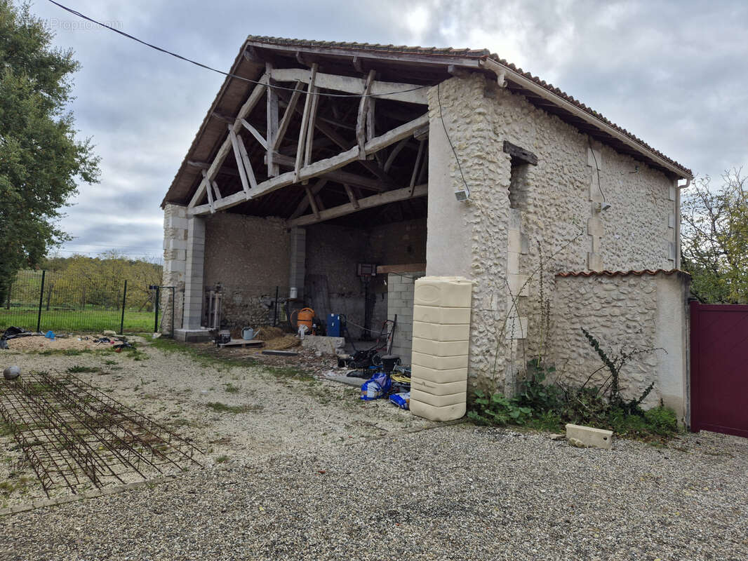 Maison à TOCANE-SAINT-APRE