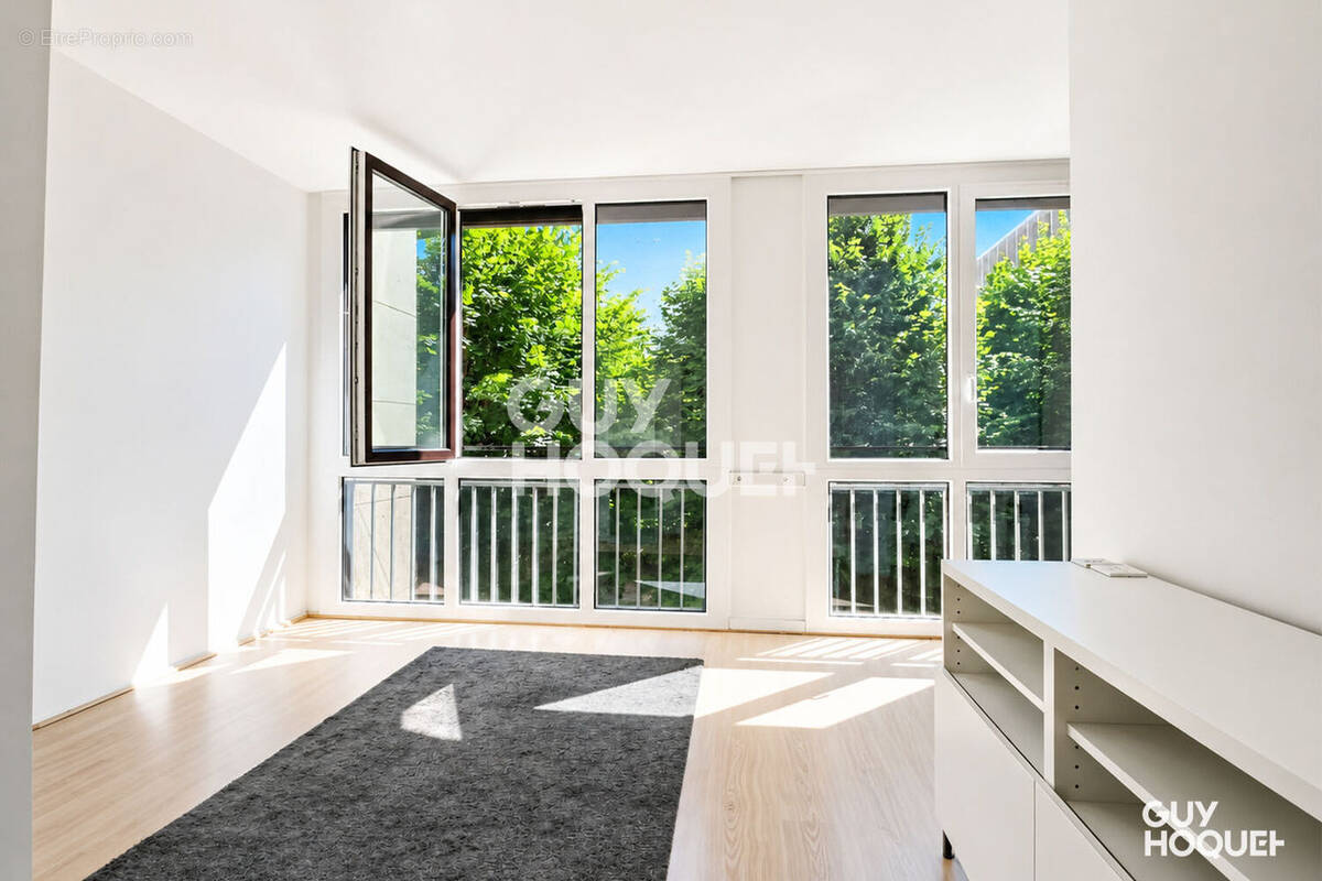 Appartement 1 pièce 25 m² · à Meudon · 25 m² · 142 000 €