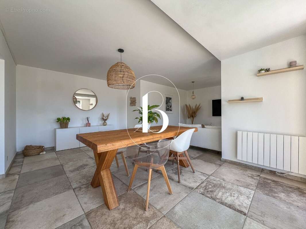 Maison à GOUDARGUES