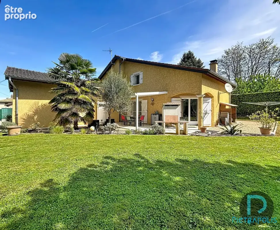 Maison 125 m² à Bey  - photo 2