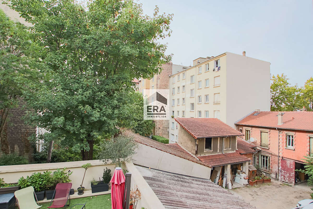 Appartement à LA GARENNE-COLOMBES