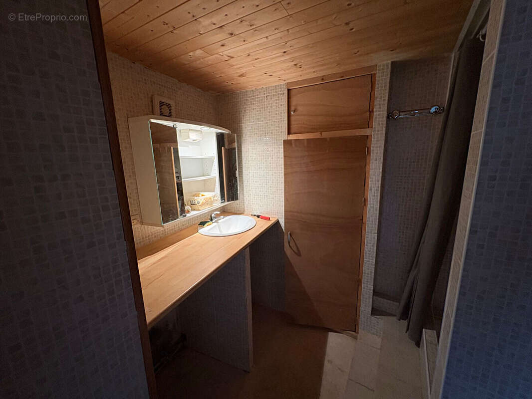 Maison à ANGLES-SUR-L'ANGLIN