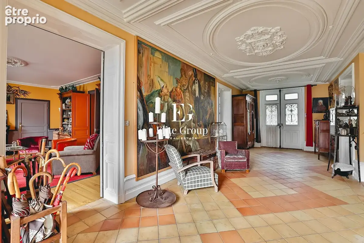 A vendre - authentique propriete charentaise a proximite de jarnac et de cognac - 11 pieces - 440m2 - photo 6