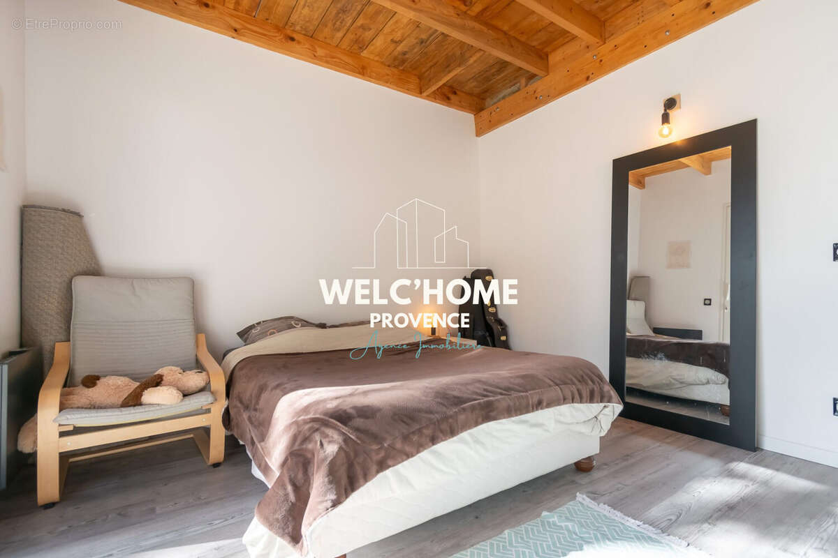 Maison à SAINT-JULIEN