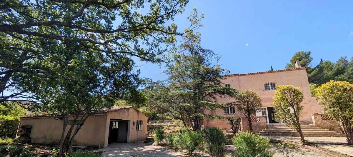 Maison à LE BEAUSSET