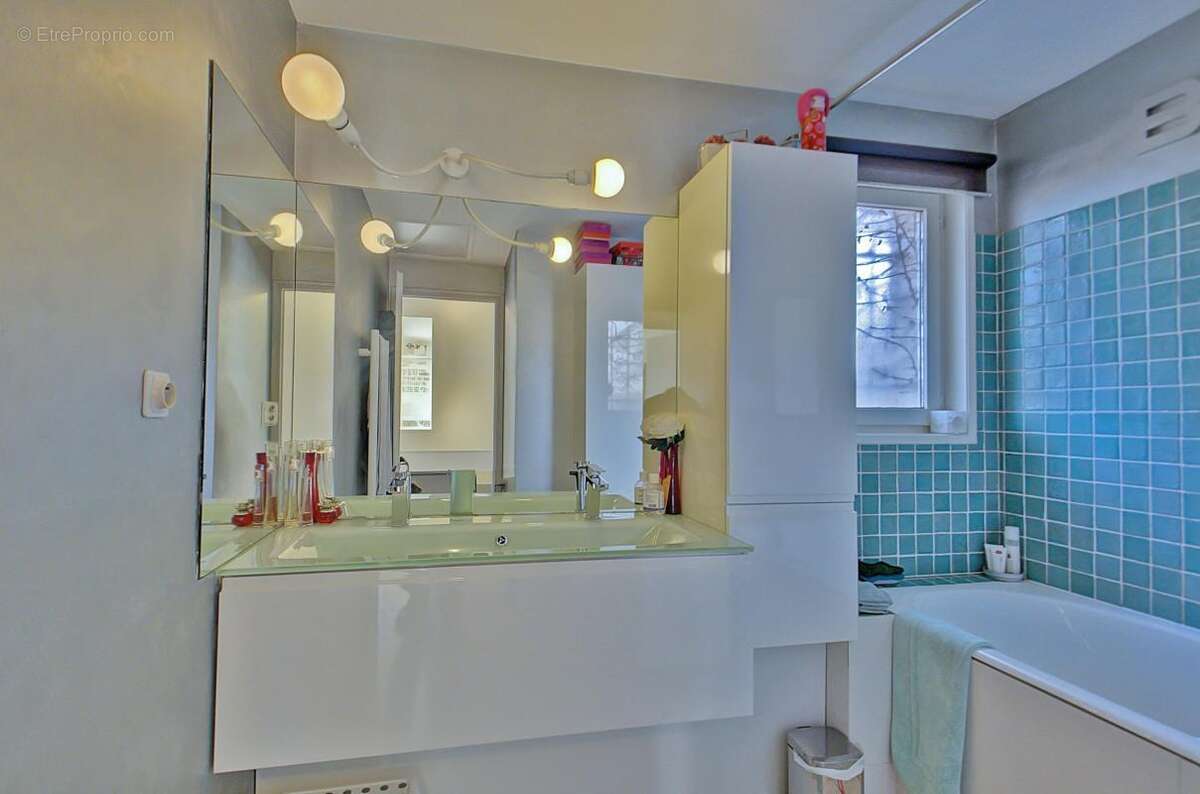 Maison à FONTAINES-SAINT-MARTIN