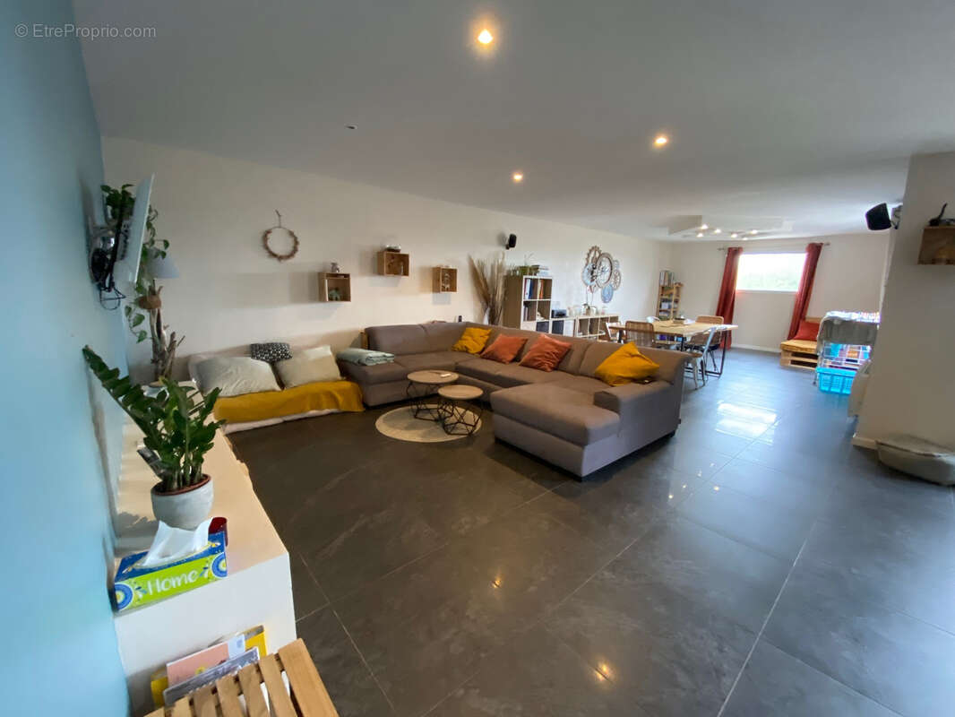 Maison à BEDARRIDES