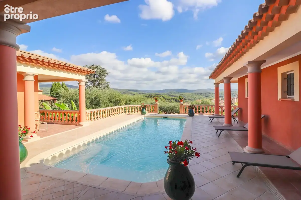 Exclusivite villa traditionnelle tout de plain pied 142m2 avec piscine et vue panoramique - photo 9