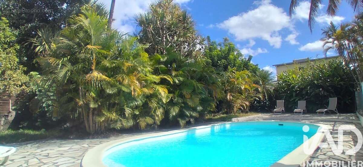 Photo 3 - Maison à LE TAMPON