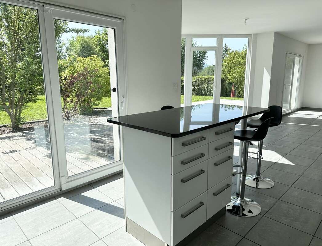 Maison à ROPPENTZWILLER