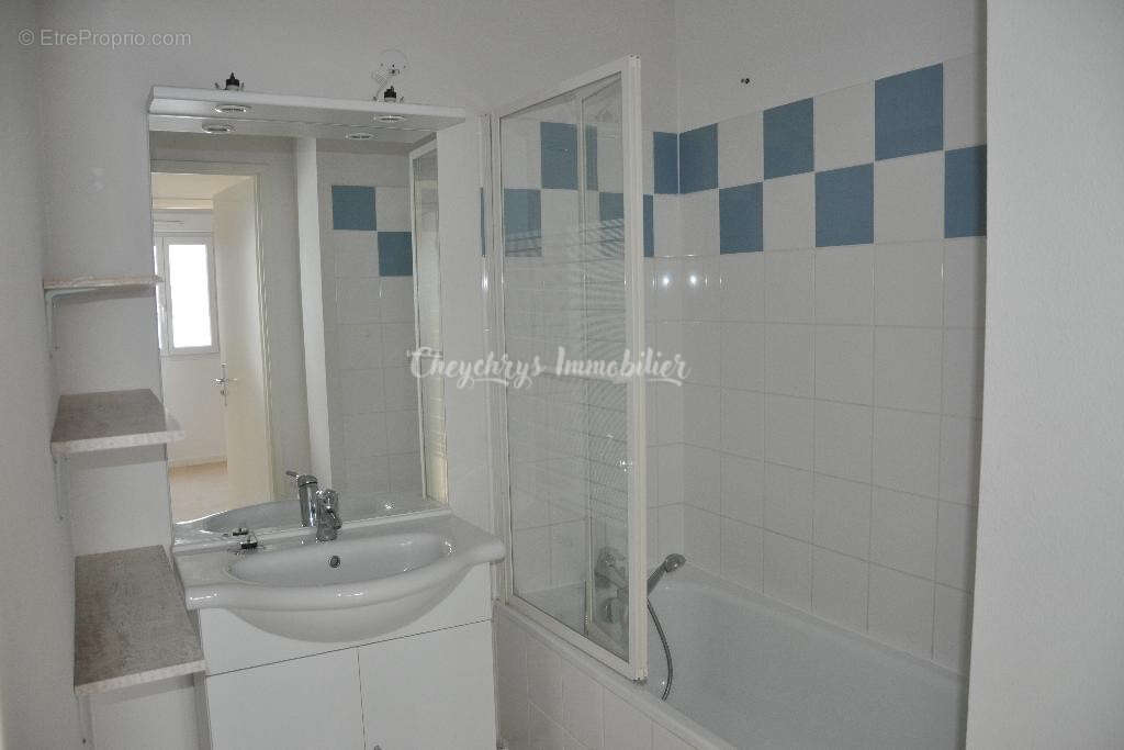 Appartement à EQUEMAUVILLE