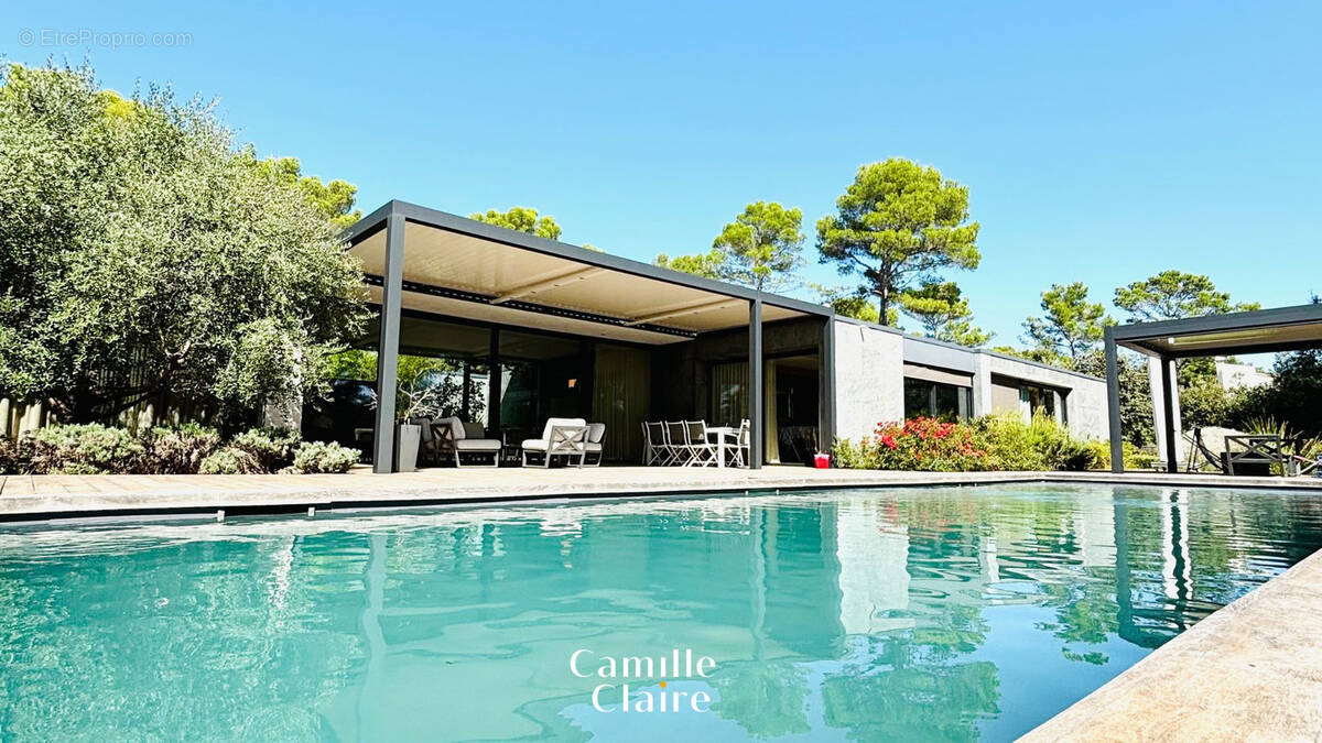 Maison à SAINT-MARC-JAUMEGARDE