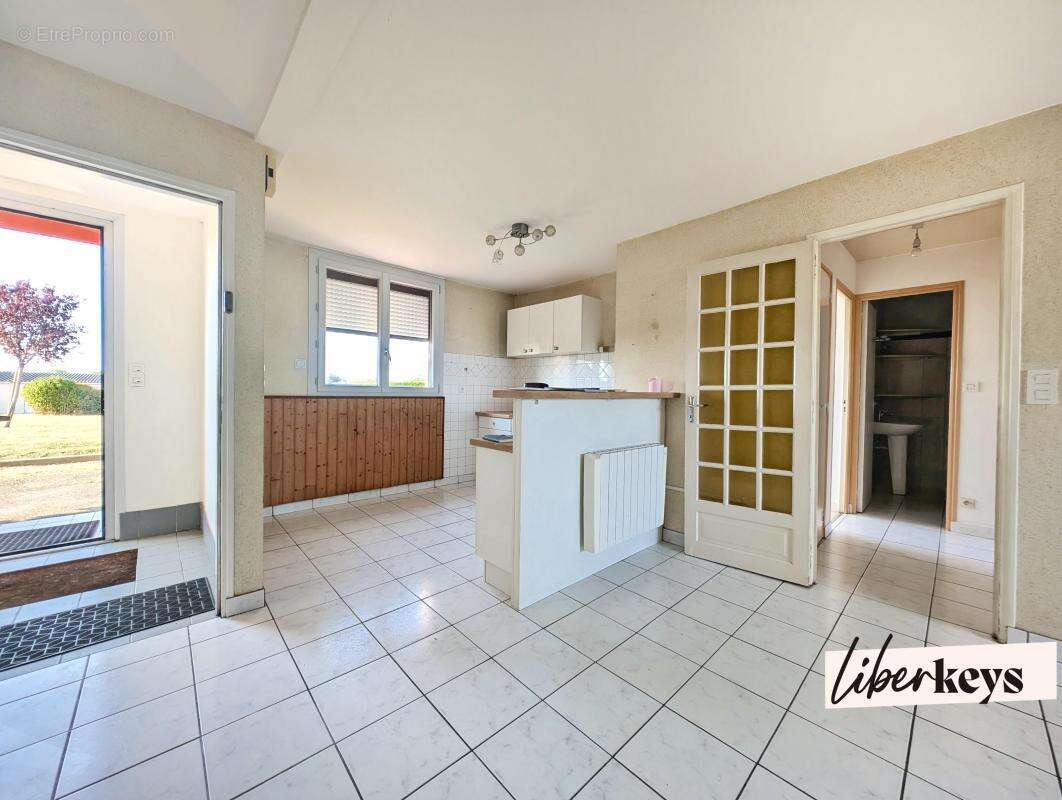 Appartement à NOYAL-CHATILLON-SUR-SEICHE