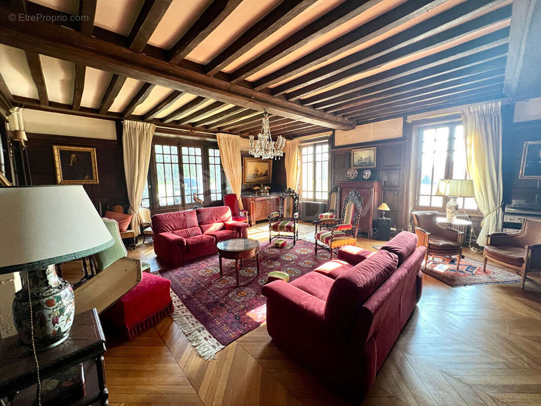 Maison à NOGENT-SUR-VERNISSON