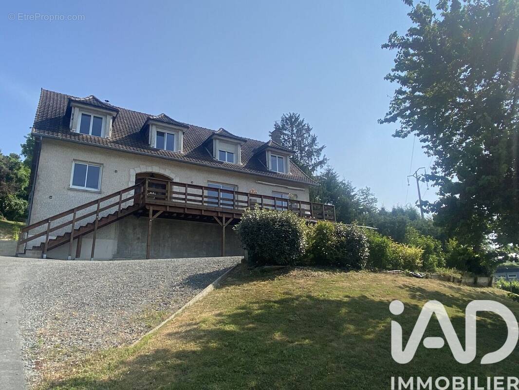 Photo 1 - Maison à LA FLECHE