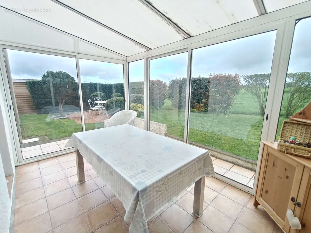 Maison à VARENNES-SUR-ALLIER