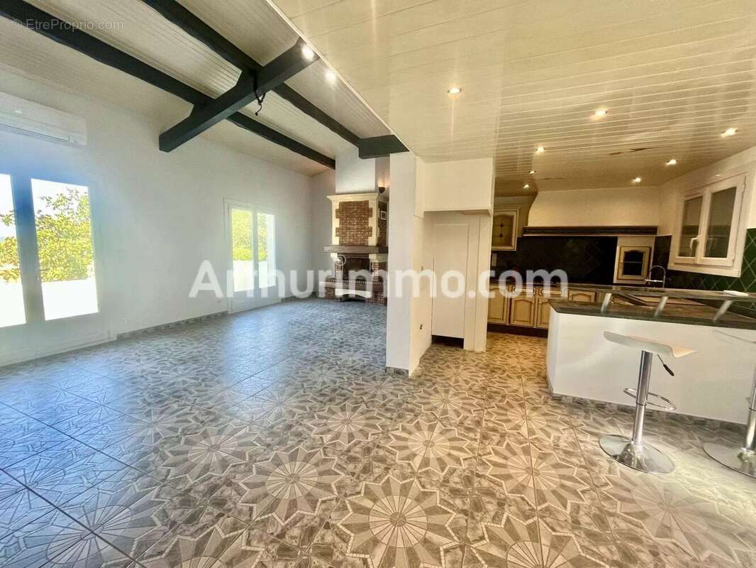 Maison à THEZAN-LES-BEZIERS