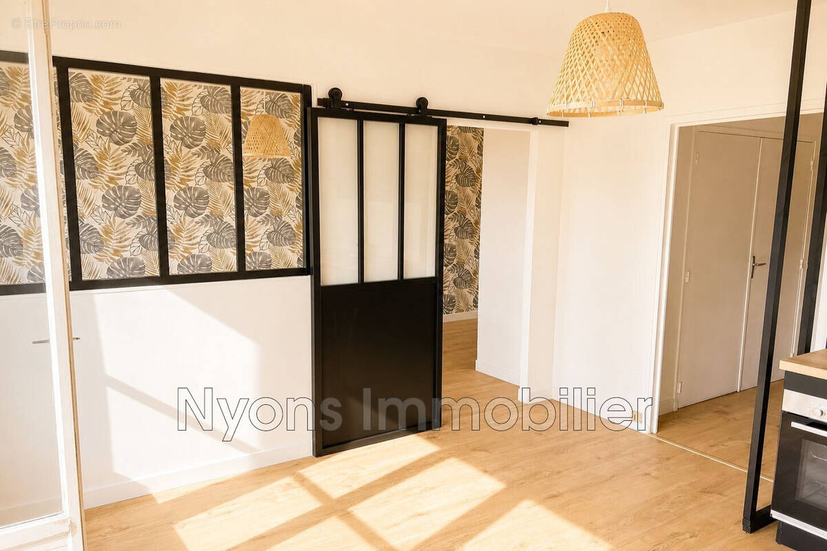 Appartement à NYONS