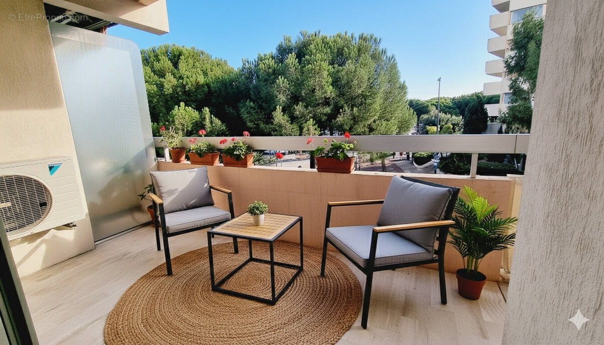 Appartement à FREJUS