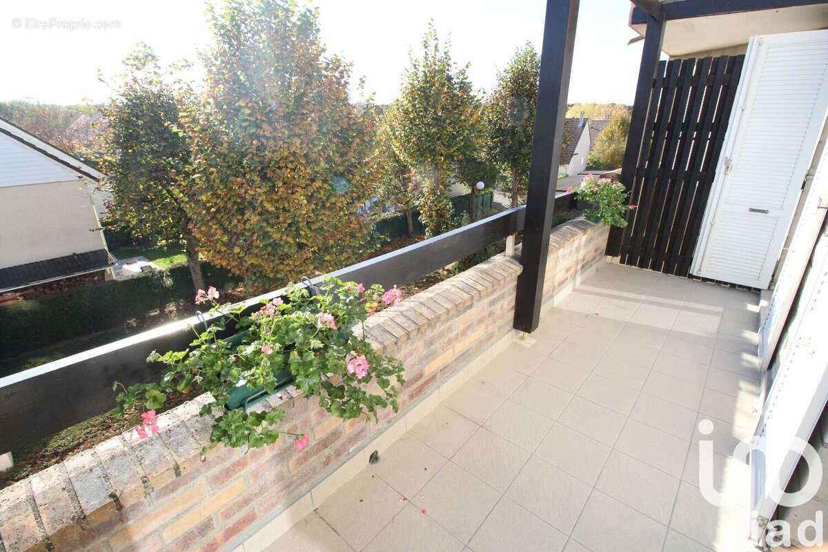 Photo 3 - Appartement à MONTIGNY-LE-BRETONNEUX