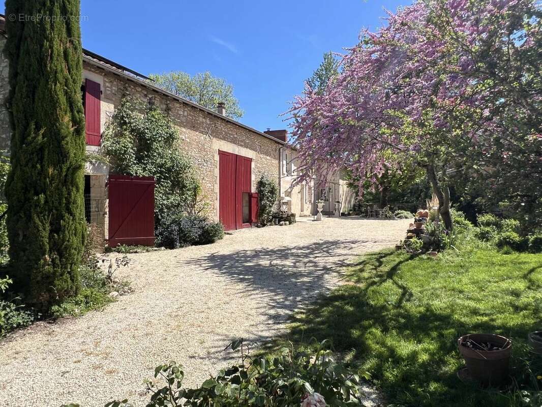 Maison à CIVAUX