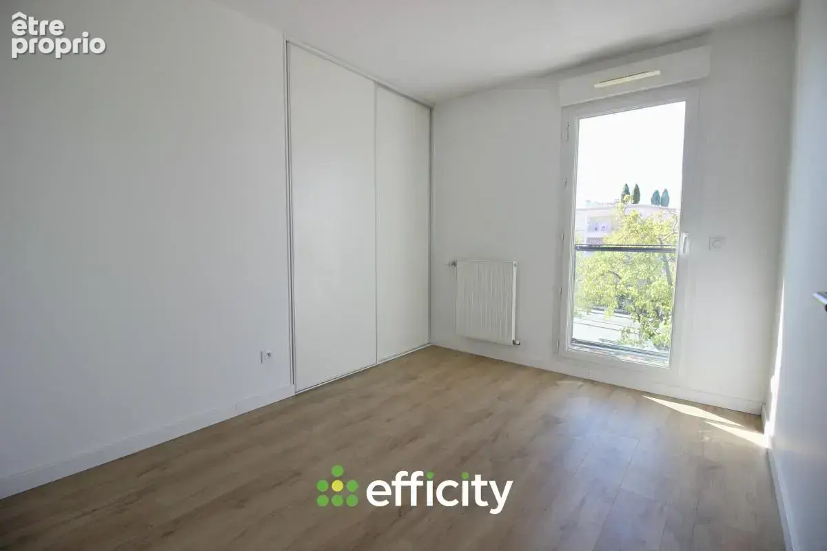 Appartement 62 m² à Villeurbanne  - photo 12