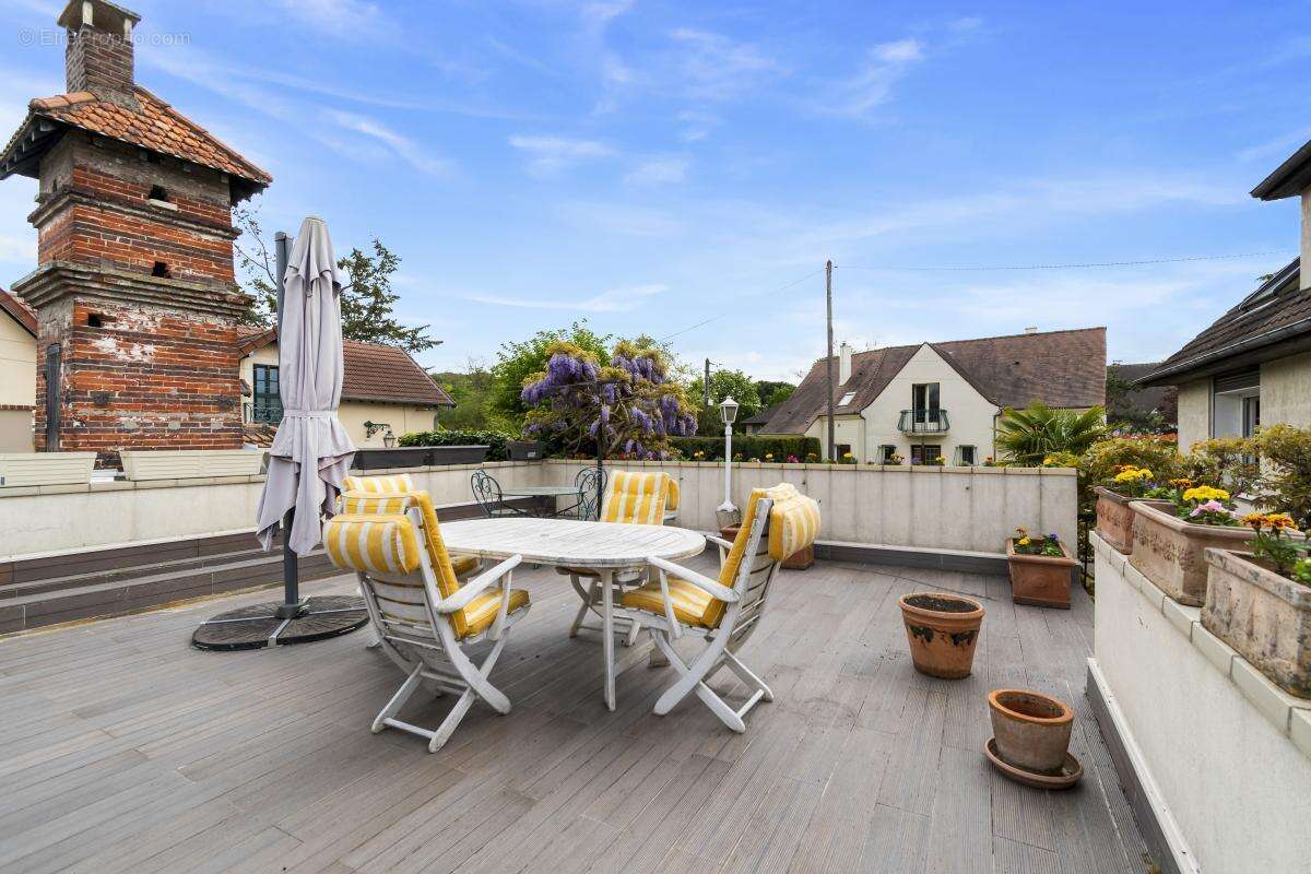 Maison à CROISSY-SUR-SEINE