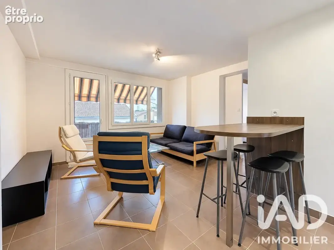 Photo 1 - Appartement à VILLEURBANNE