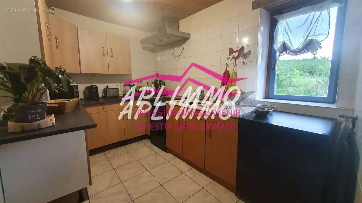 Maison à ROCHEFORT-EN-VALDAINE