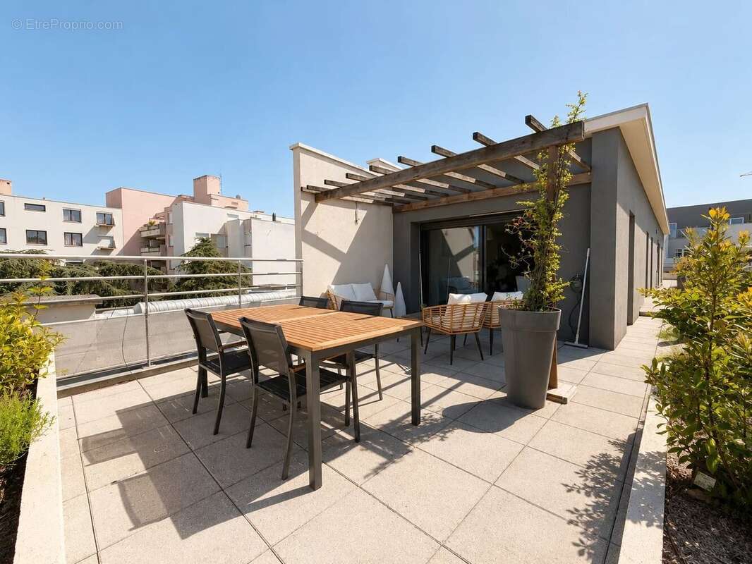 Appartement à VILLEURBANNE