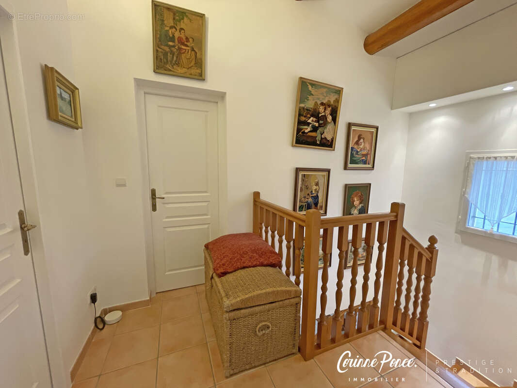Sernhac villa familiale quartier residentiel piscine corinne ponce immobilier - photo 13