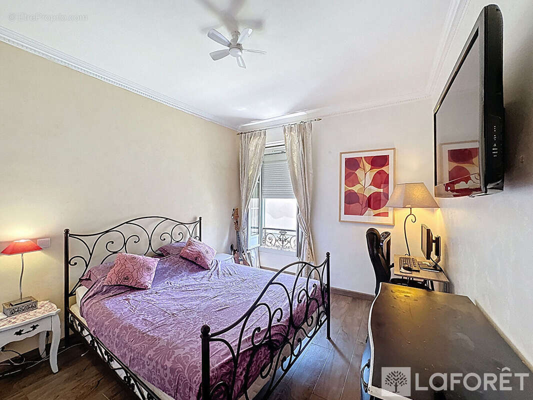 Appartement à ROQUEBRUNE-CAP-MARTIN