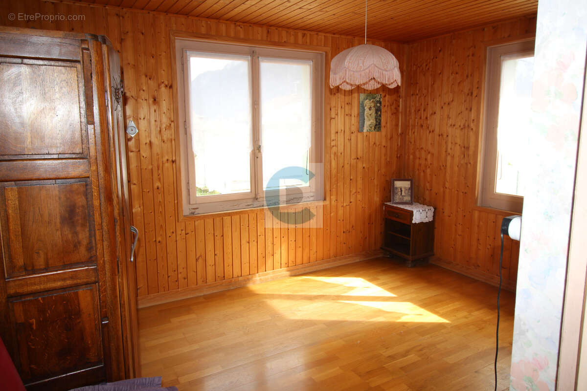 Appartement à SAINT-PIERRE-EN-FAUCIGNY