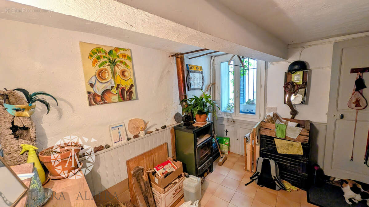 Maison à LAROQUE-DES-ALBERES