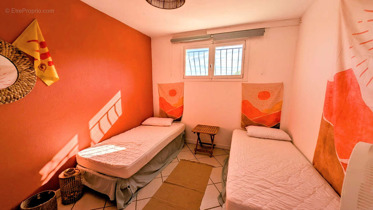 Maison à LAROQUE-DES-ALBERES