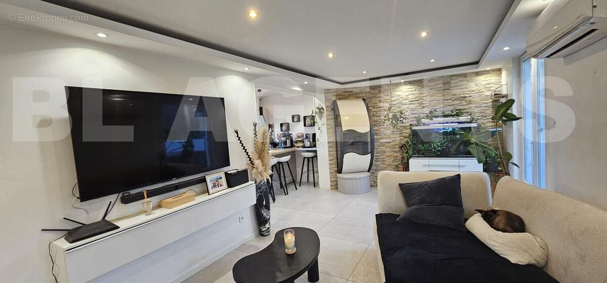 20251111_155120 - Maison à NANTEUIL-LES-MEAUX